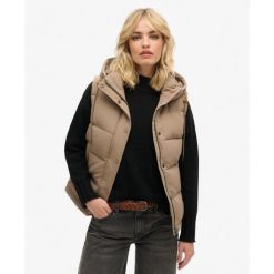 Kamizelka pikowana z kapturem Everest od SUPERDRY. Brązowe kamizelki damskie Superdry. W wyprzedaży za 368.80 zł.
