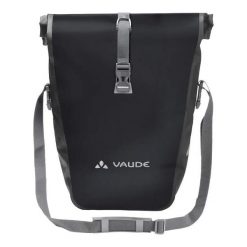 Torba rowerowa VAUDE Aqua Back. Czarne torebki klasyczne damskie Vaude, bez wzorów, bez dodatków. Za 709.00 zł.