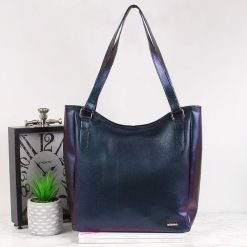 Torebka skórzana damska kameleon DAN-A T442. Torebki klasyczne damskie DAN-A, bez wzorów, ze skóry, bez dodatków. Za 399.99 zł.
