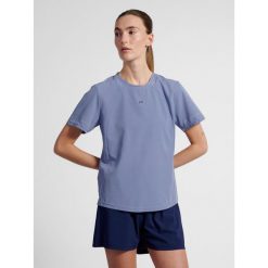 Koszulka damska Newline Breathe. Niebieskie bluzki damskie Newline, bez wzorów, bez kołnierzyka, bez ramiączek. Za 214.50 zł.