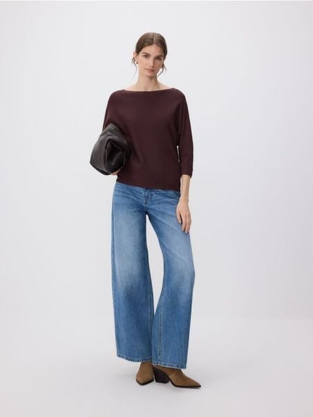 Sweter z wiskozą - brązowy. Brązowe swetry klasyczne damskie Reserved, l, z dzianiny, bez kołnierzyka. Za 79.99 zł.