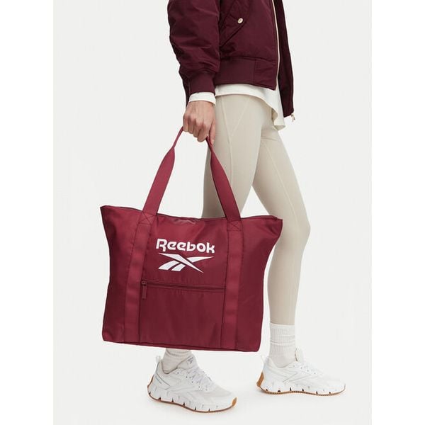 Torebka Reebok. Czerwone torebki klasyczne damskie Reebok, bez wzorów, bez dodatków. Za 79.99 zł.