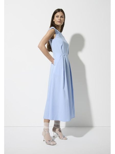 More & More Sukienka w kolorze błękitnym rozmiar: 42. Niebieskie sukienki damskie MORE & MORE, bez wzorów, bez kołnierzyka, bez ramiączek, maxi. Za 243.84 zł.