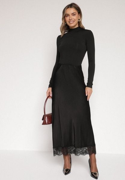 Czarna Satynowa Spódnica z Wiskozy Ozdobiona Koronką Fedare. Czarne spódniczki damskie Born2be, uniwersalny, bez wzorów, z jeansu, eleganckie, maxi. Za 119.99 zł.