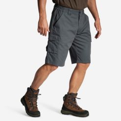 Bermudy outdoor Solognac 500. Czarne szorty męskie SOLOGNAC, bez wzorów, z bawełny. Za 79.99 zł.