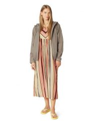 Ilse Jacobsen Kurtka przeciwwiatrowa w kolorze jasnobrązowym rozmiar: 40. Brązowe kurtki damskie Ilse Jacobsen, bez wzorów, bez kaptura. Za 173.99 zł.