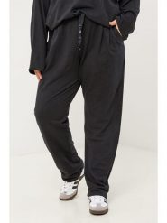 Curvy Lady Spodnie w kolorze czarnym rozmiar: 48/50. Czarne spodnie materiałowe damskie Curvy Lady, bez wzorów, z materiału, klasyczne, z standardowym stanem. Za 108.99 zł.