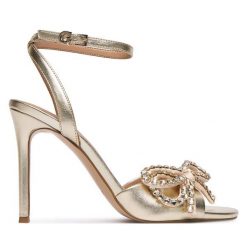 Sandały Guess. Żółte sandały damskie Guess, z aplikacjami, bez obcasa, na szpilce. Za 619.99 zł.