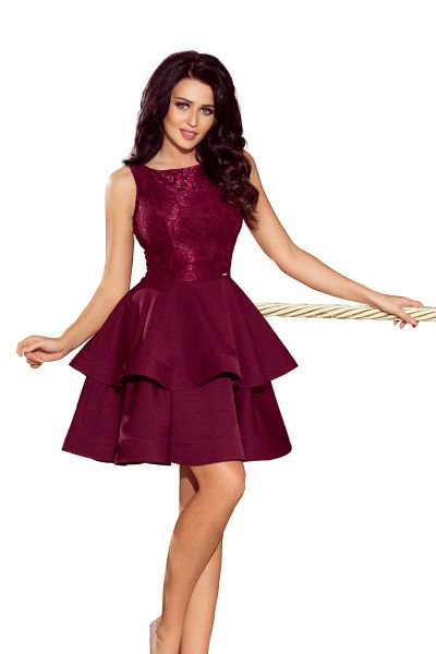 Bordowa Wyjściowa Podwójnie Rozkloszowana Sukienka z Koronką. Czerwone sukienki damskie Numoco, m, bez wzorów, z koronki, wizytowe, bez kołnierzyka, bez ramiączek, rozkloszowane. Za 254.90 zł.