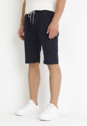 Granatowe Szorty Casual z Wiązaniem i Gumką w Pasie Nasine. Niebieskie szorty męskie Born2be, bez kołnierzyka. Za 109.99 zł.