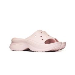 Damskie klapki Crocs BAE SLIDE 211108-6UR. Czerwone klapki damskie Crocs, bez wzorów, z materiału, bez obcasa. Za 190.20 zł.
