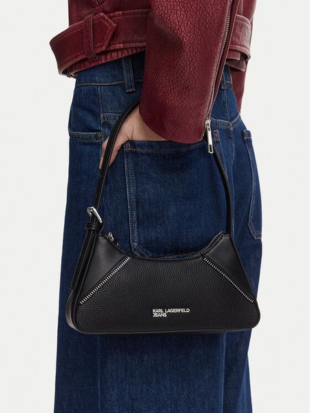Karl Lagerfeld Jeans Torebka B3W30185 Czarny. Czarne torebki klasyczne damskie Karl Lagerfeld Jeans, bez wzorów, z jeansu, bez dodatków. Za 529.99 zł.