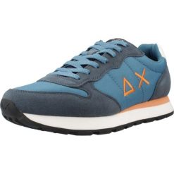Buty SUN68 SCPZ43101 Niebieski. Niebieskie buty trekkingowe męskie SUN68, z tkaniny, bez zapięcia, trekkingowe. Za 351.99 zł.