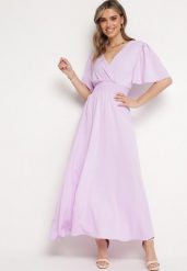 Jasnofioletowa Sukienka z Rozkloszowanymi Rękawami Gumką w Pasie i Wiązaniem na Plecach Larielle. Fioletowe sukienki damskie Born2be, na co dzień, l, bez wzorów, z bawełny, eleganckie, bez kołnierzyka, bez ramiączek, proste. Za 69.99 zł.