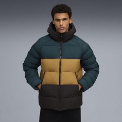Męska kurtka z kapturem Mono PUMA Green Terrain. Zielone kurtki treningowe męskie Puma, m, bez wzorów, do biegania. Za 599.00 zł.
