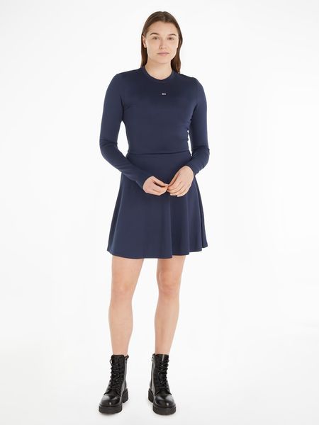 TOMMY JEANS Sukienka w kolorze granatowym rozmiar: M. Niebieskie sukienki damskie Tommy Jeans, m, bez wzorów, z jeansu, bez kołnierzyka, bez ramiączek, mini. Za 149.31 zł.