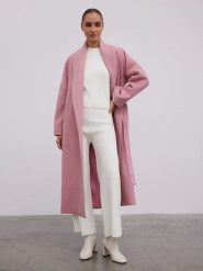 BGN Płaszcz przejściowy w kolorze jasnoróżowym rozmiar: 38. Różowe płaszcze damskie BGN, bez wzorów, z wełny. Za 326.99 zł.