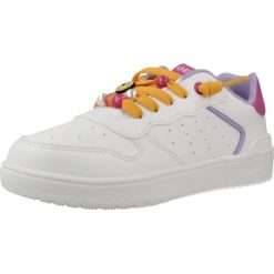 Buty GEOX J WASHIBA GIRL Biały. Białe obuwie treningowe damskie Geox, na fitness i siłownię. Za 204.99 zł.