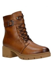 Wojas Skórzane botki w kolorze jasnobrązowym rozmiar: 39. Brązowe botki damskie Wojas, z materiału, eleganckie, bez obcasa, bez zapięcia. Za 391.59 zł.