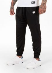 Spodnie męskie Oldschool Small Logo. Czarne spodnie sportowe męskie PITBULL, z dresówki. Za 229.00 zł.