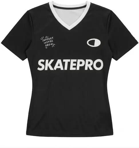 Odzież T-shirts unisex SkatePro Since 96 Active Womens Koszulka - XXL. Czarna t-shirty damskie SKATEPRO, xl, bez wzorów, bez kołnierzyka. Za 141.99 zł.