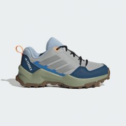 Buty Terrex Ax4r Hiking. Niebieskie buty trekkingowe męskie Adidas, z materiału, bez zapięcia. Za 239.00 zł.