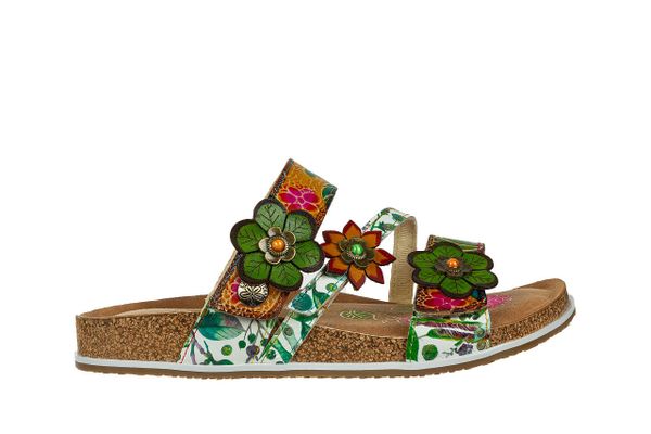 Klapki Laura Vita Brcyano 16 Jaune 202028, Wielokolorowy, Skóra naturalna - 38. Klapki damskie Laura Vita, z aplikacjami, z materiału, bez obcasa. W wyprzedaży za 224.10 zł.