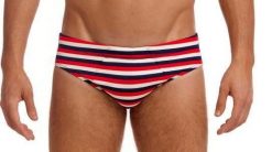 Kąpielówki męskie Funky Trunks Riviera - slipy. Czerwone kąpielówki męskie FUNKY TRUNKS, m, bez wzorów, z elastanu, do pływania. Za 119.00 zł.
