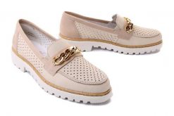 RIEKER 54852-60 beige, półbuty damskie. Brązowe półbuty damskie Rieker, w ażurowe wzory, bez obcasa, na obcasie. Za 159.95 zł.