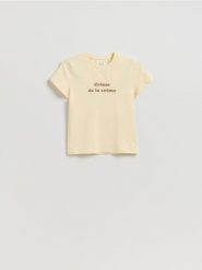 T-shirt regular z nadrukiem - kremowy. Białe t-shirty damskie Reserved, l, bez wzorów, z bawełny, bez kołnierzyka. Za 49.99 zł.