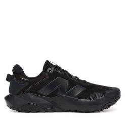 Buty do biegania New Balance. Czarne obuwie do biegania damskie New Balance. Za 399.99 zł.