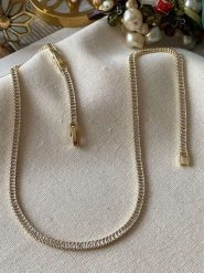 Luseera Pozłacany naszyjnik z cyrkoniami - dł. 45 cm rozmiar: onesize. Żółte naszyjniki damskie Luseera, pozłacane. Za 43.99 zł.