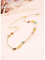 L'Atelier de Gaia Pozłacany naszyjnik perłami i cyrkoniami - dł. 50 cm rozmiar: onesize. Białe naszyjniki damskie L'Atelier de Gaia, pozłacane. Za 160.96 zł.