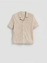 Rozpinany sweter z kołnierzem - beżowy. Brązowe kardigany męskie Reserved, l, bez wzorów, z bawełny, bez kołnierzyka. Za 119.99 zł.