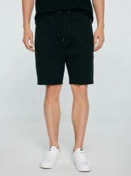 Szorty męskie dresowe czarne Wladorsh 906. Czarne szorty męskie Big Star, bez wzorów, z dresówki, sportowe. Za 159.99 zł.