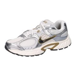 Buty do chodzenia męskie Nike V5 RNR. Białe obuwie do biegania damskie Nike. Za 329.99 zł.