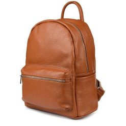 Plecak camelowy skórzany P16. Brązowe plecaki damskie bez wzorów, ze skóry, biznesowe. Za 384.99 zł.