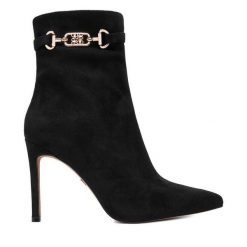 Botki Nine West. Czarne botki damskie Nine West, bez obcasa, na szpilce, bez zapięcia. Za 299.99 zł.