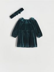 Welurowa sukienka z opaską - jasnozielony. Zielone sukienki dziewczęce Reserved, bez wzorów, z dzianiny, bez ramiączek. Za 69.99 zł.