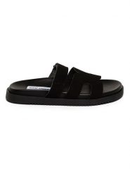 Steve Madden Skórzane klapki w kolorze czarnym rozmiar: 36. Czarne klapki damskie Steve Madden, bez wzorów, ze skóry, bez obcasa. Za 202.50 zł.