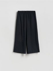 Spodnie z modalem - czarny. Czarne spodnie materiałowe damskie Reserved, bez wzorów, z tkaniny. Za 119.99 zł.