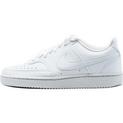 Tenisówki Nike Model Court Vision Low Be Kolor Biały. Białe trampki i tenisówki damskie Nike, bez wzorów, z materiału. Za 299.99 zł.