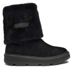 Botki Unisa. Czarne botki damskie Unisa, bez obcasa, na płaskiej podeszwie, bez zapięcia. Za 599.99 zł.