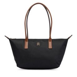 Torebka Tommy Hilfiger. Czarne torebki klasyczne damskie Tommy Hilfiger, bez wzorów, bez dodatków. Za 409.99 zł.