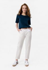 Bawełniane spodnie R-LANA. Białe spodnie materiałowe damskie Volcano, bez wzorów, z bawełny, klasyczne, z standardowym stanem. Za 149.99 zł.