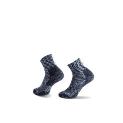 Skarpety Trekkingowe Na Giean Light Weight Micro Wave. Białe skarpetki damskie NA GIEAN, bez wzorów. Za 68.99 zł.