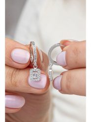 Lodie Silver Srebrne kolczyki z kamieniami ozdobnymi rozmiar: onesize. Szare kolczyki damskie Lodie Silver, srebrne, z zapięciem typu bigiel. Za 95.99 zł.