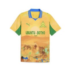 Męska koszulka KIDSUPER × MAMELODI SUNDOWNS PUMA Pelé Yellow Fast Green. Zielone t-shirty sportowe męskie Puma, m, bez ramiączek, do piłki nożnej. Za 439.00 zł.