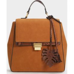 Parfois - Plecak. Zielone plecaki damskie Parfois, bez wzorów, z materiału. Za 149.90 zł.
