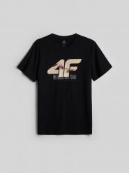 4F T-shirt regular z nadrukiem męski - czarny XL. Czarne t-shirty męskie 4f, m, bez wzorów, z bawełny, bez kołnierzyka. Za 69.99 zł.